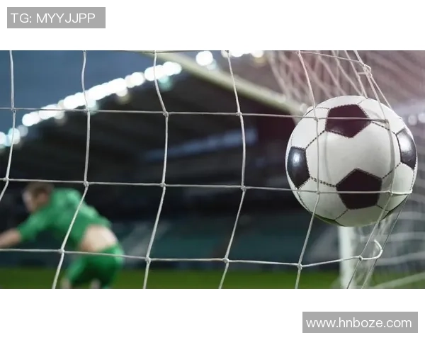 足球球星动作缓慢分析：从技术细节看运动员速度与思维差距