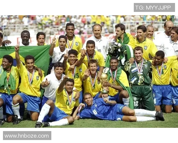 身穿黄色球衣的足球球星都有哪些 他们分别代表哪些国家和球队